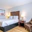 Red Lion Inn & Suites Des Moines