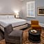The Pelham Hotel