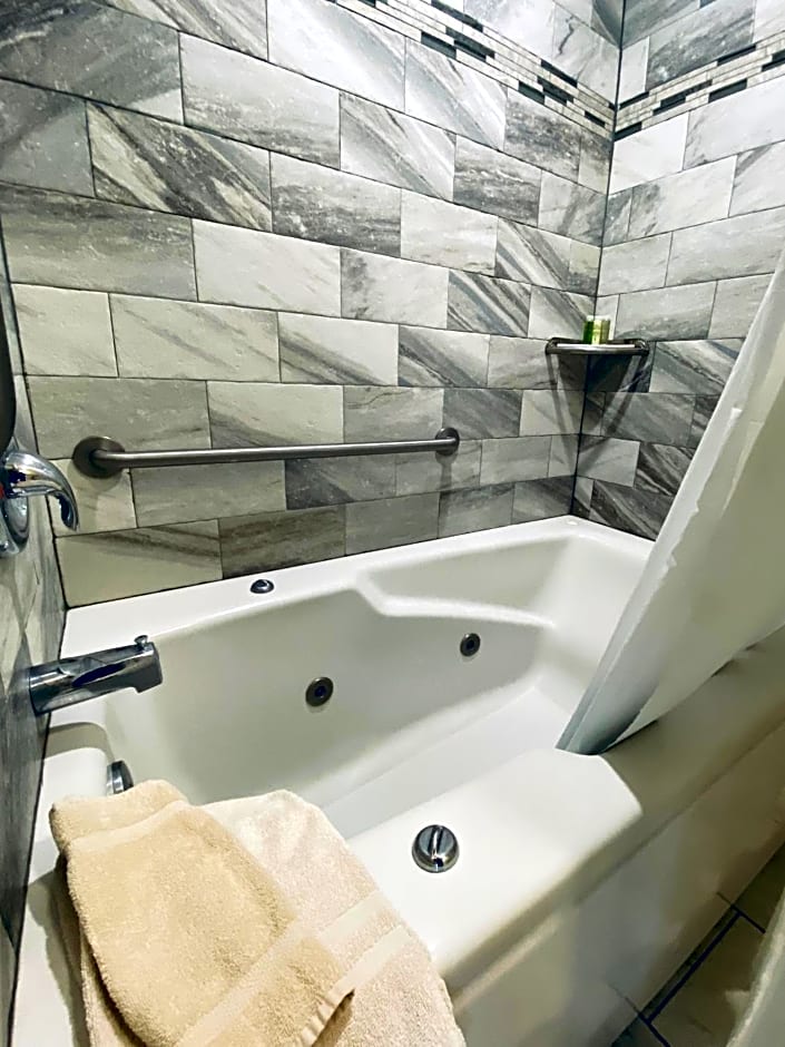 Salida Inn & Monarch Suites