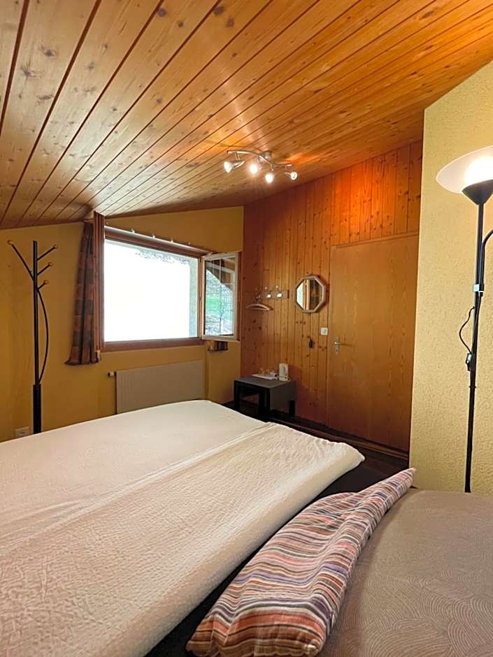Einzelzimmer im Chalet Milital
