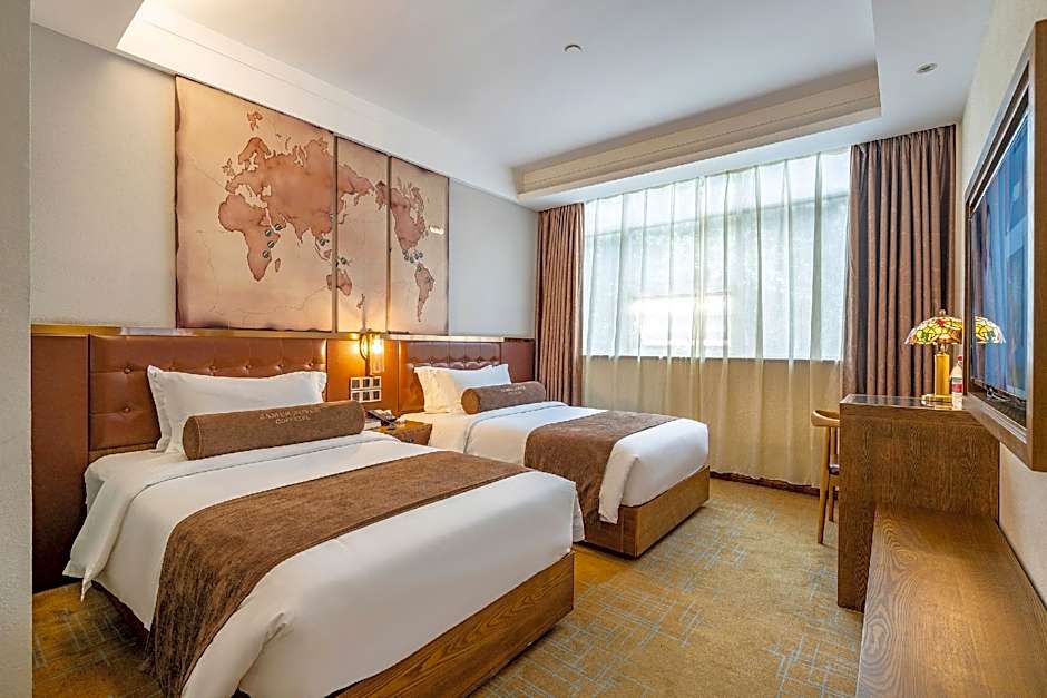 James Joyce Coffetel Chongqing Huangnibang Subway Station