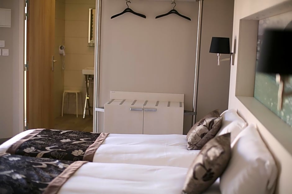 Charme Hôtel et Spa, Montbéliard Sud