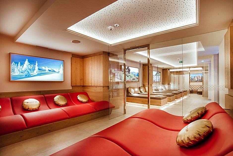 Österreichischer Hof-im Bademantel direkt in die Alpentherme