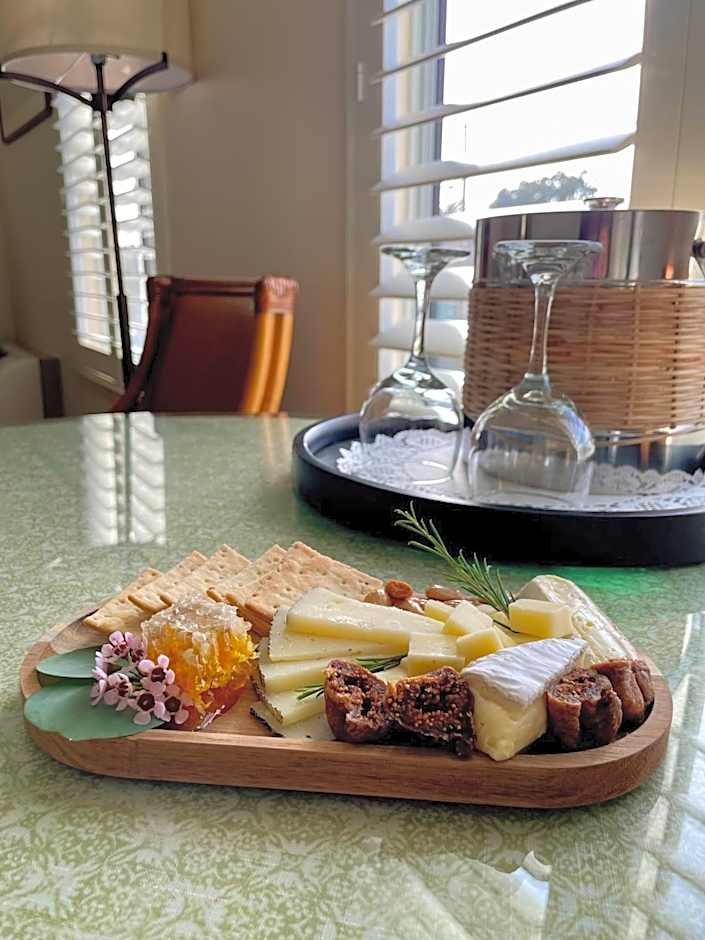 Elm House Inn