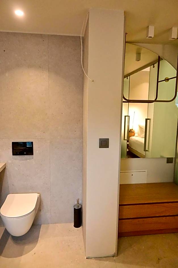 Balance Accommodation