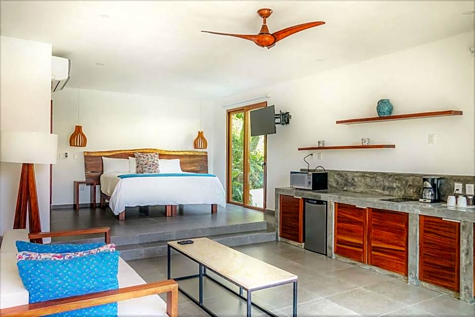 Ysuri Sayulita - Beachfront Hotel