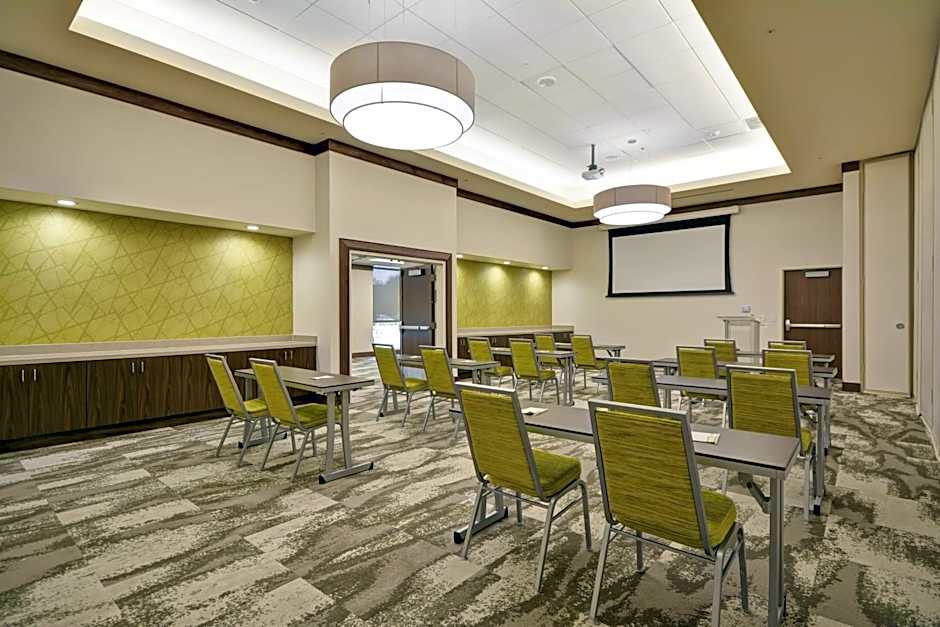 Home2 Suites by Hilton Dallas Downtown at Baylor Scott & White