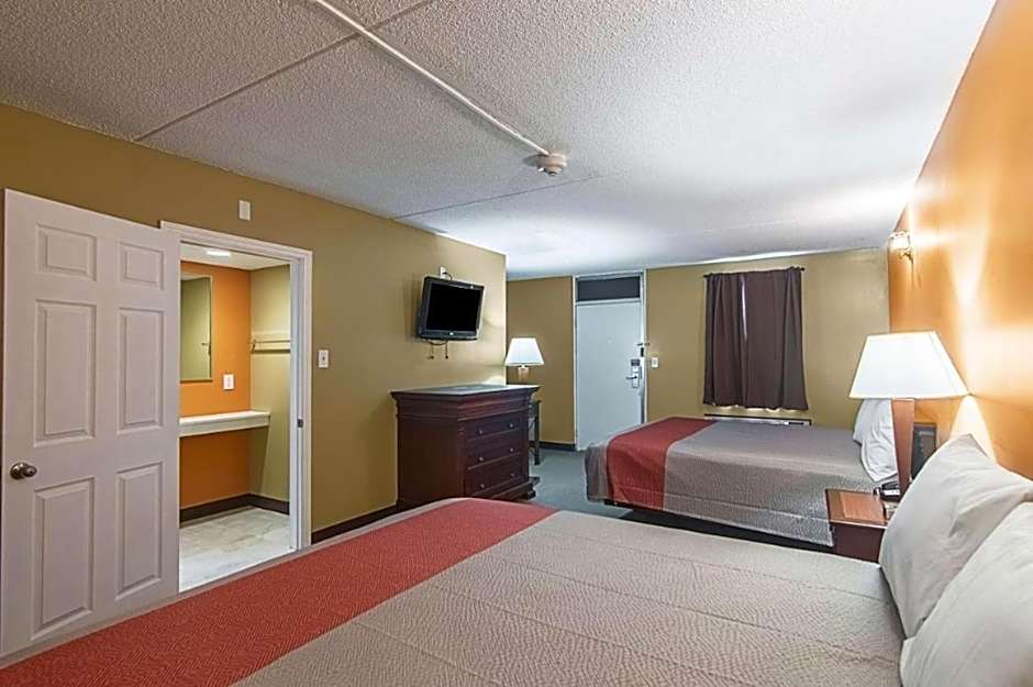 LoneStar Inn and Suite