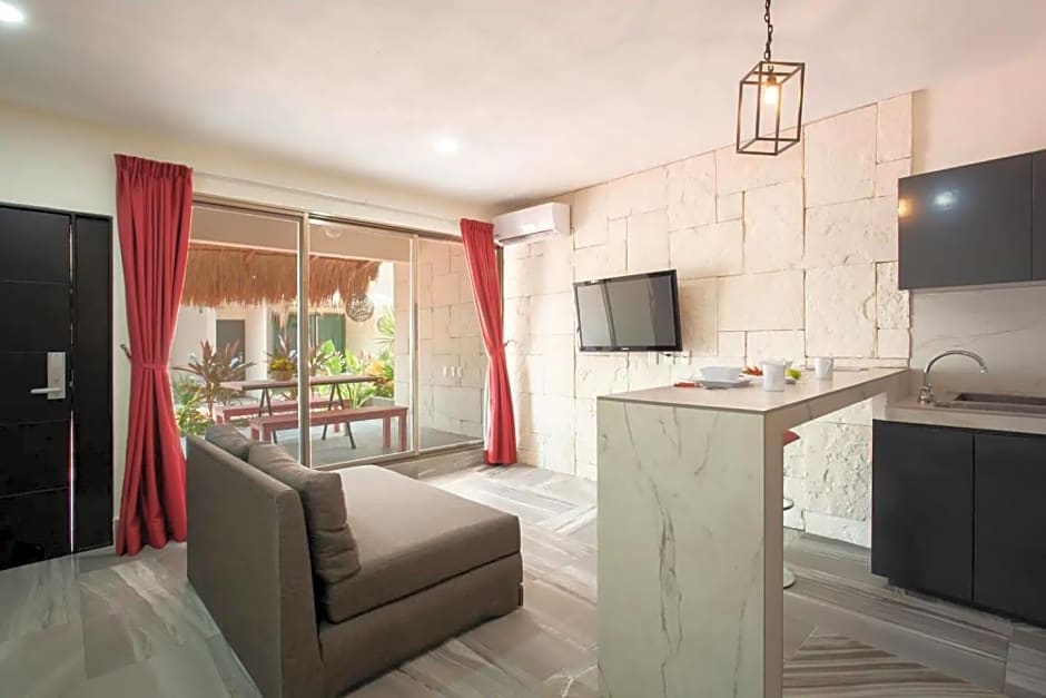 Casa Kaoba Hotel & Suites