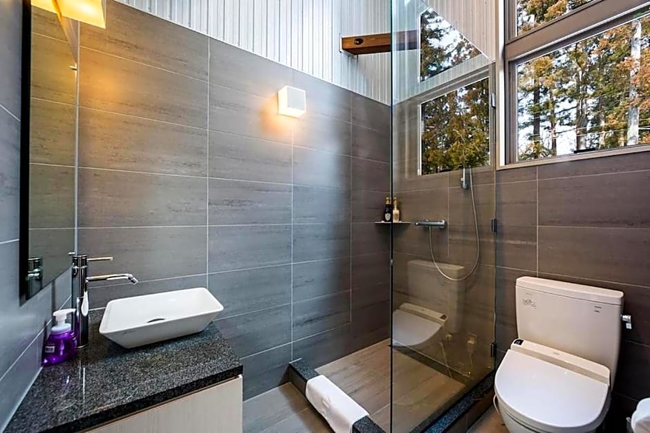 Phoenix Chalets by HHG