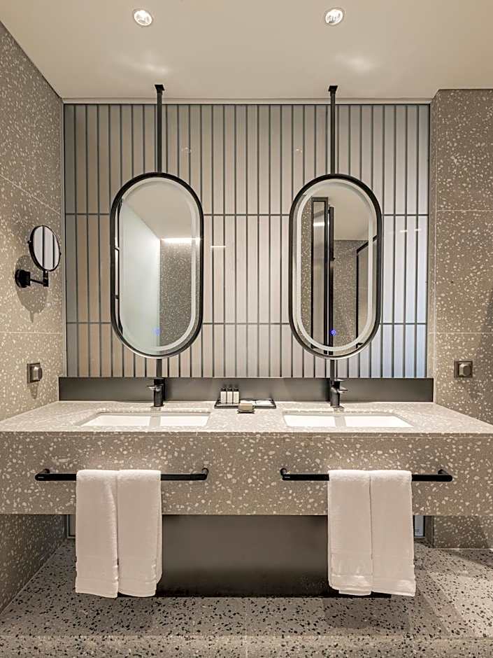 L7 CHUNGJANG by LOTTE HOTELS, formerly Ramada Plaza by Wyndham Chungjang