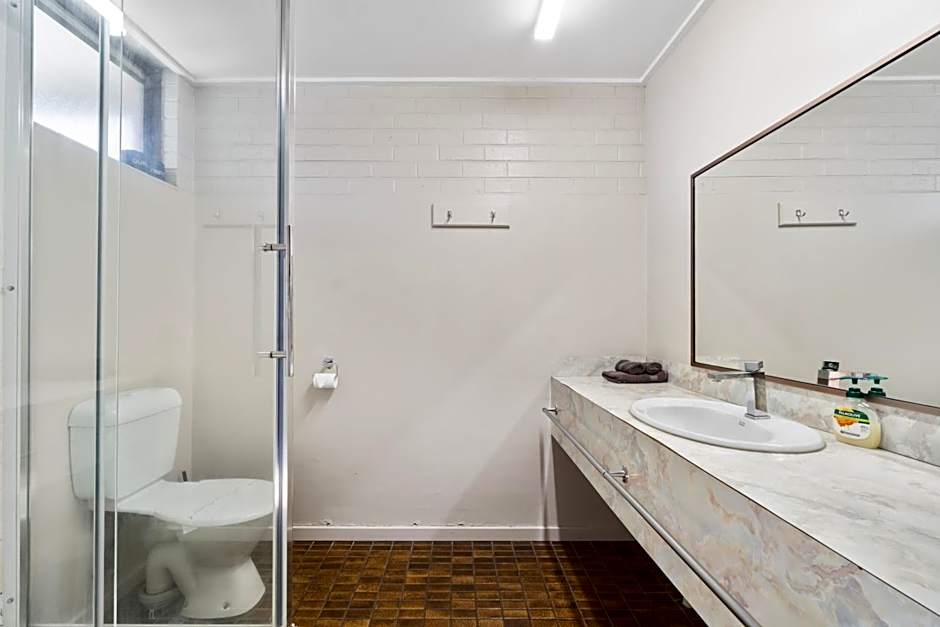 Baronga Motor Inn