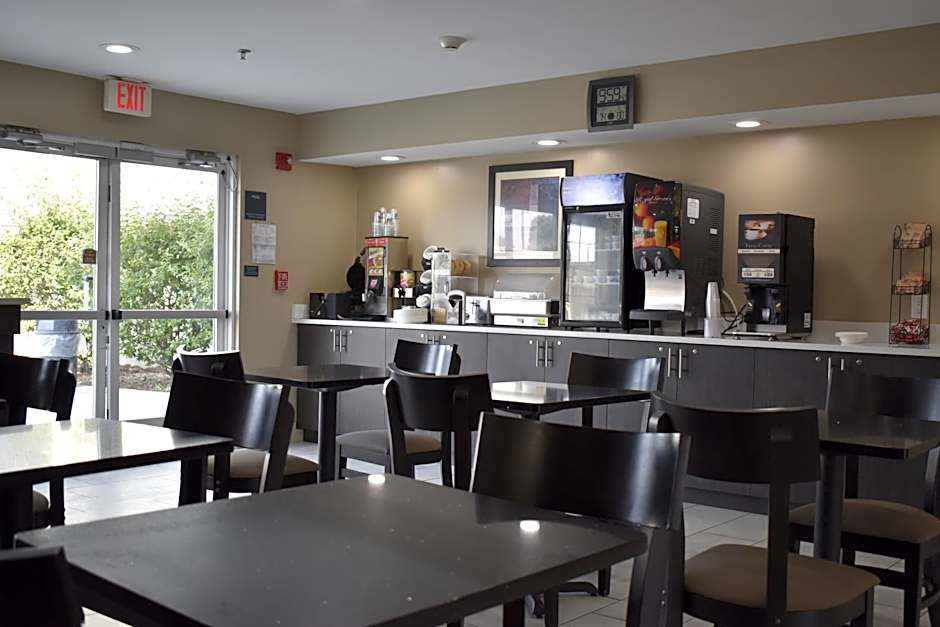 MainStay Suites Knoxville Airport