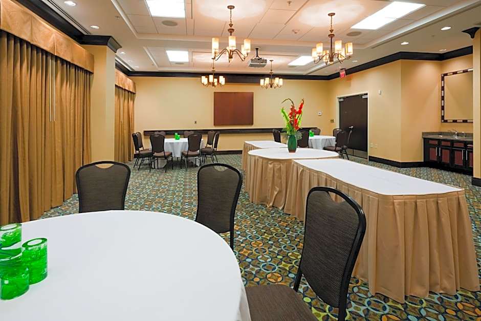 Holiday Inn Express Hotel & Suites Mobile Saraland By IHG