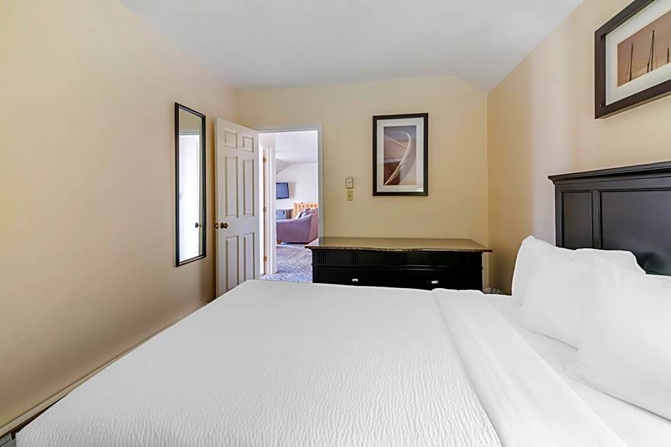 Ogunquit River Inn & Suites