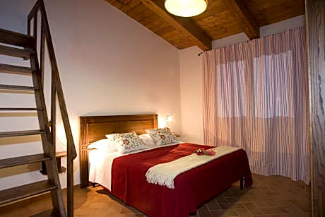 One-Bedroom Apartment (4 Adults)