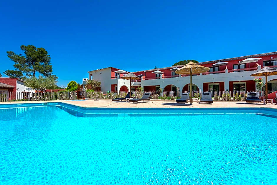 Les Pins Blancs en Provence