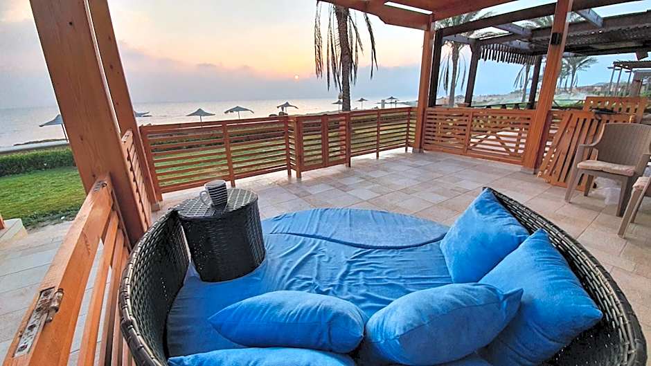 Breathtaking Luxury & Spacious FAMILY 2-Bed 1st Row Seaview at Stella SeaView Sokhna - Families Only