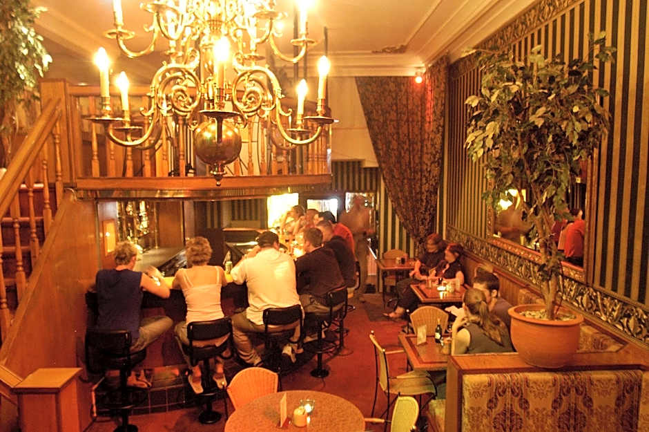 Rembrandtplein Hotel