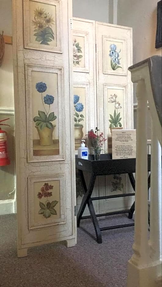 The Old Brasserie & Rooms @ no.8