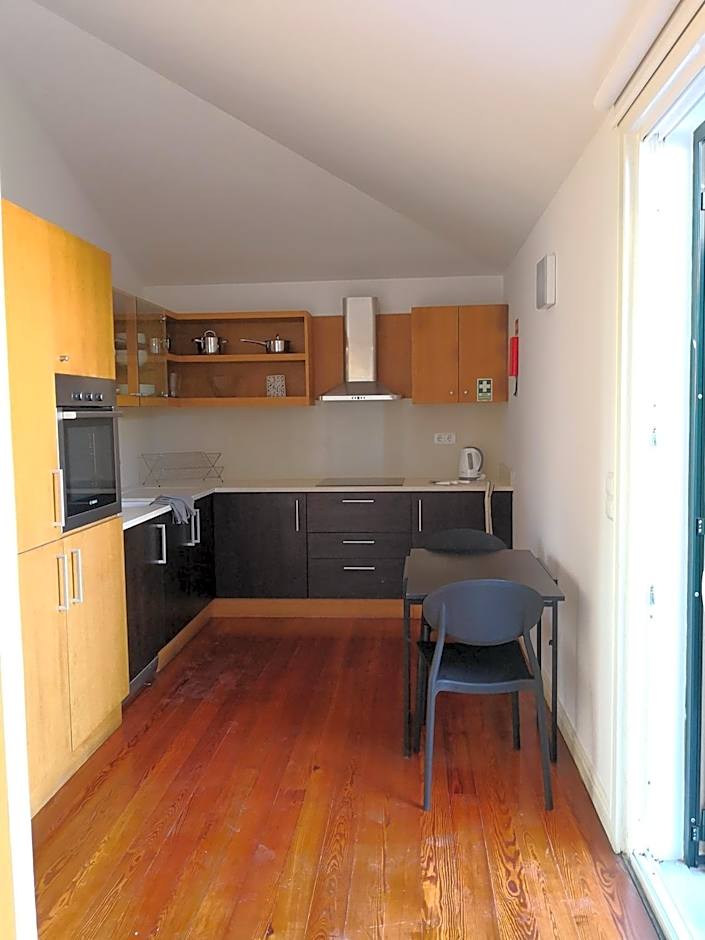 Travellers Pearl by Storytellers