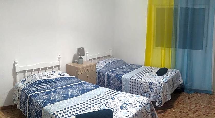 A Beautiful spacious Two Bedroom Apartment CB8EV