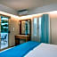 Elotis Suites
