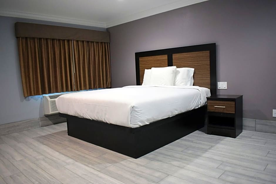 Willow Tree Inn & Suites