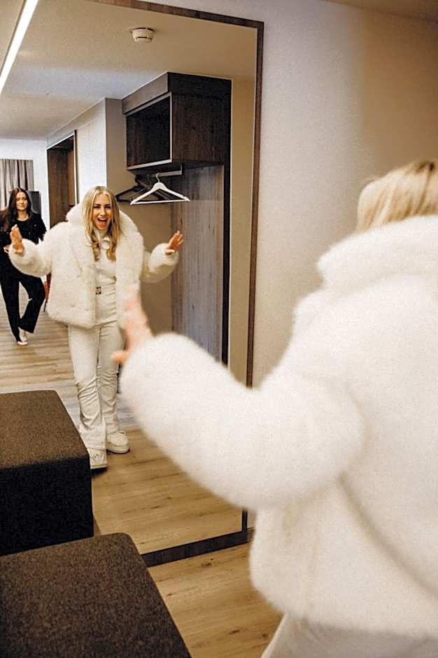 LH Suites Aparthotel - NEW since 2025