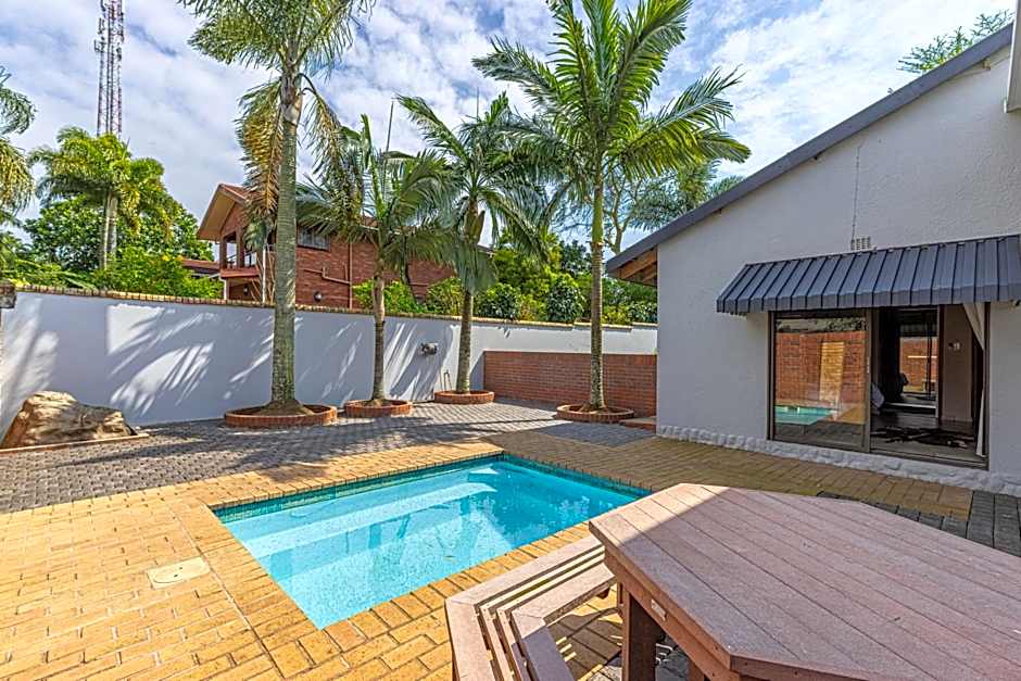 Fisherman's 6-Bedroom Family Home