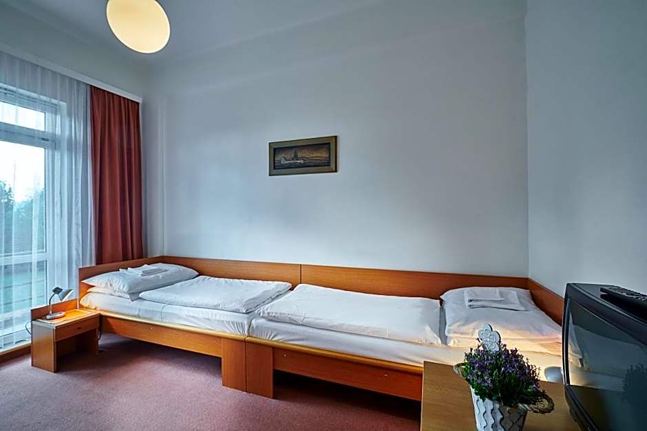 Hotel Palace - KÚPELE SLIAČ