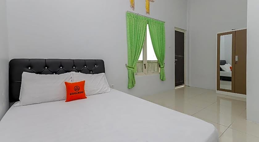 KoolKost Syariah near Alun Alun Sidoarjo