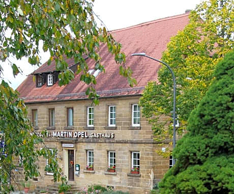 Hotel-Gasthof Opel Bed & Breakfast