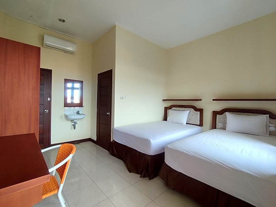 Adi Pelita Sari Bali