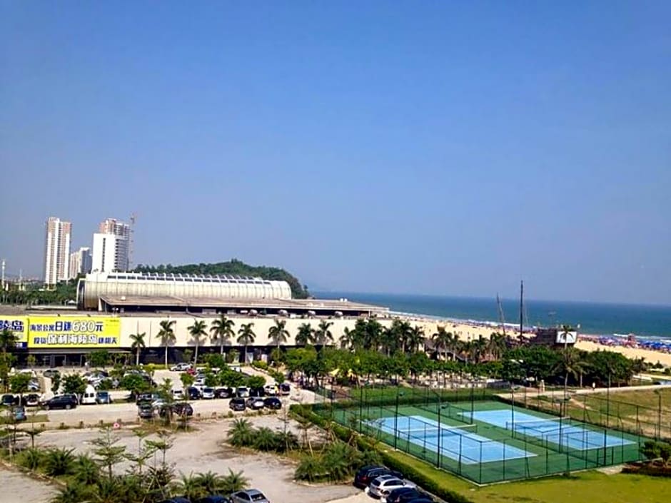 Days Hotel and Suites Yangjiang