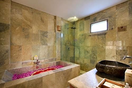Photo 1 of 4 of Sunia Deluxe Room