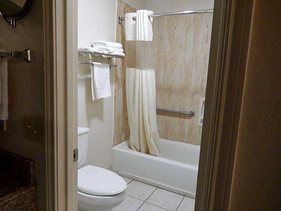 Executive Inn Pearsall