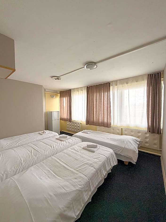 Sadama Hostel & Caravan Camping