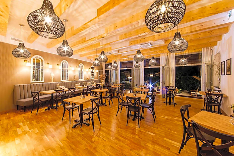 BEIGLI Hotel & Garden