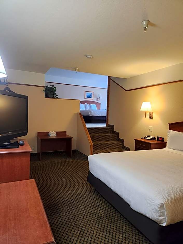 Photo 1 of 5 of Family Suite