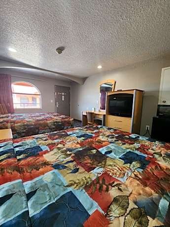 Queen Room with Two Queen Beds