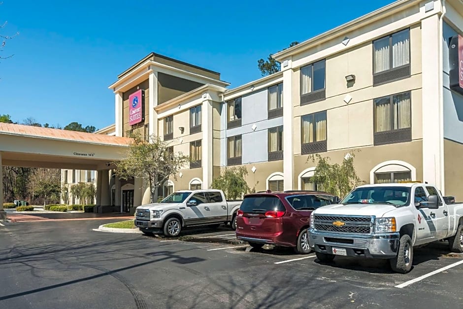 Comfort Suites near MCAS Beaufort