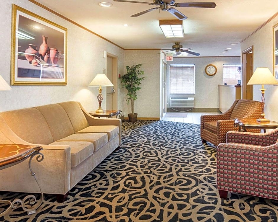 Quality Inn Farmville