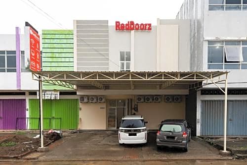 RedDoorz @ Graha Cemerlang Maros
