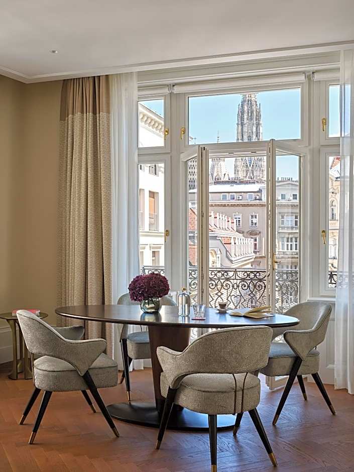 Rosewood Vienna