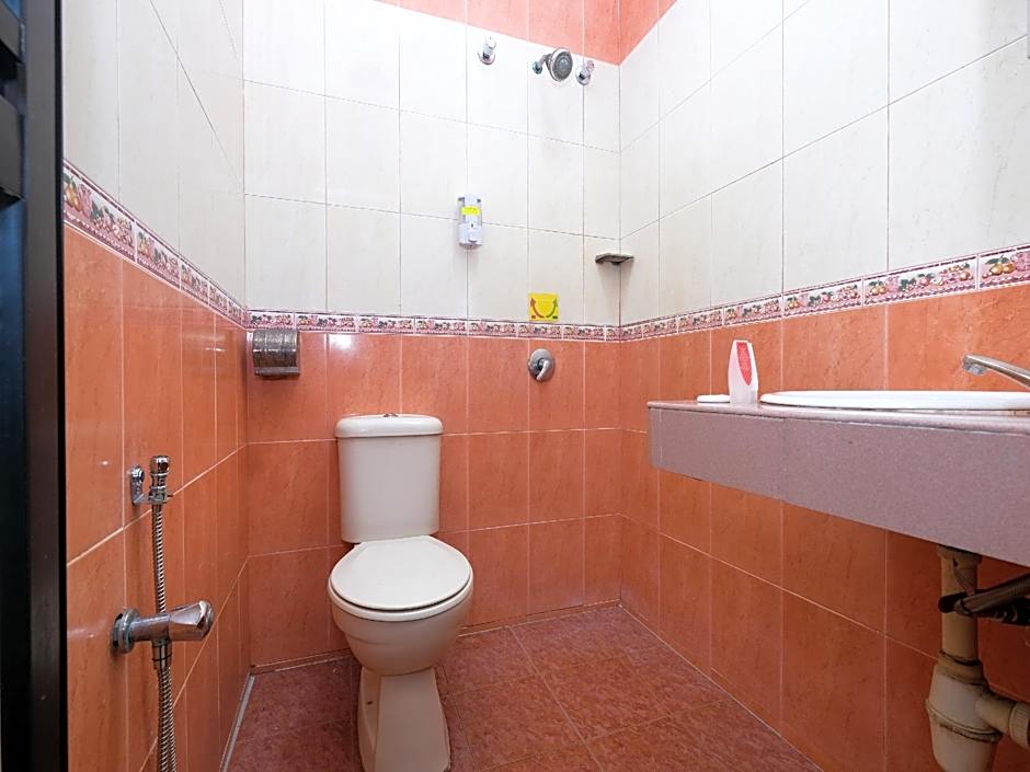 OYO 89759 Gold Jerantut Hotel