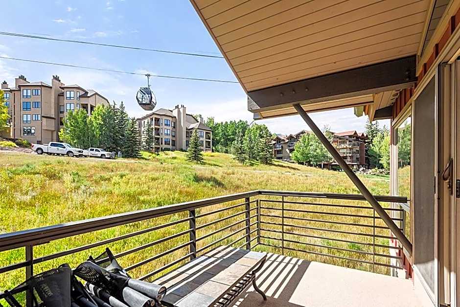 Enclave 309, Snowmass Ski-In/Ski-Out Condo w/Shared Pool/Hot Tub/Private Washer/Dryer/Gym/WiFi