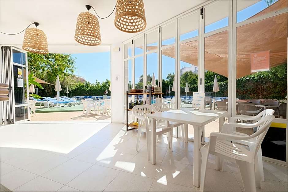 azuLine Hotel Llevant