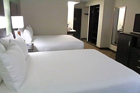 ACCESSIBLE - 2 QUEEN,MOBILITY ACCESSIBLE,ROLL IN SHOWER,NSMK,FULL BREAKFAST Free Breakfast