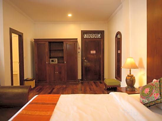 LUX Hotel